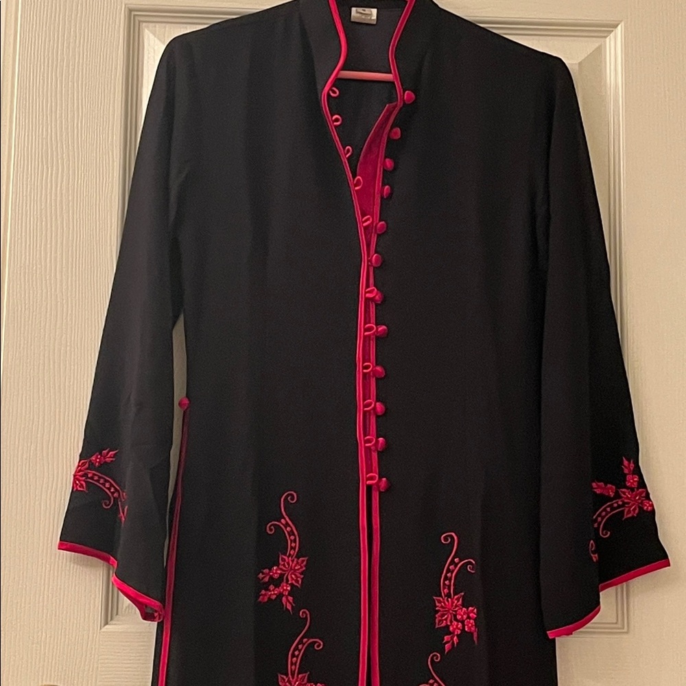 Black and Red Floral Oriental Long blouse/Dress